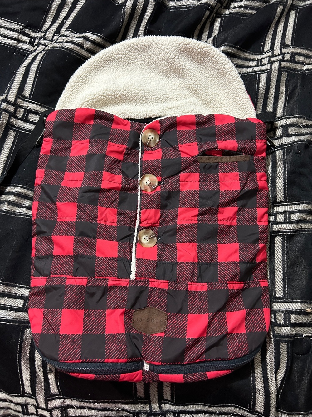3/$15 JJ Cole Red & Black Buffalo Plaid Car seat Cover